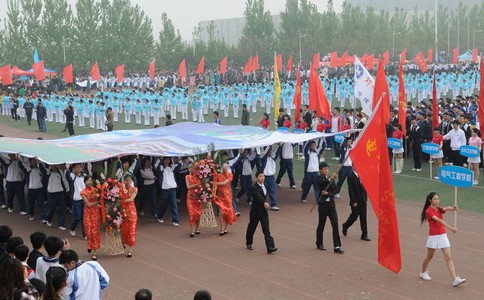 在今后的学习和生活中把爱传递给他人